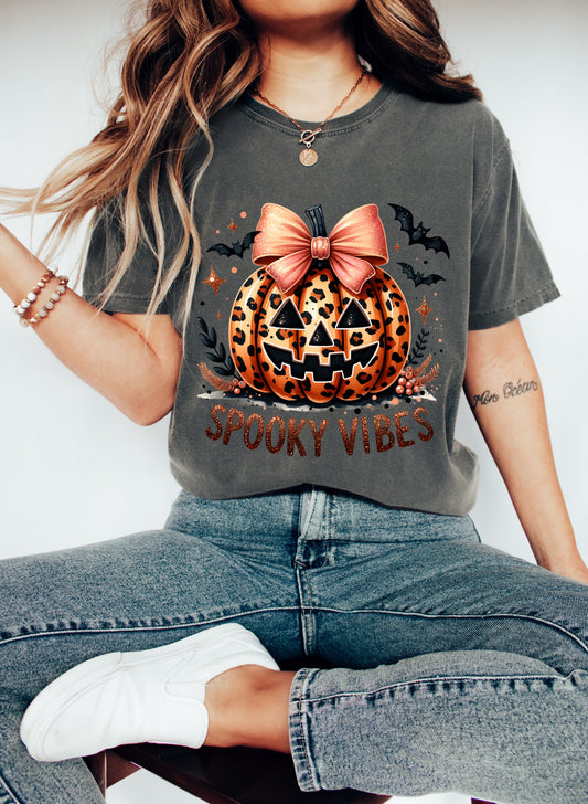 Spooky Vibes Pumpkin - Pepper T-Shirt